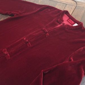 Red velveteen Chinese top